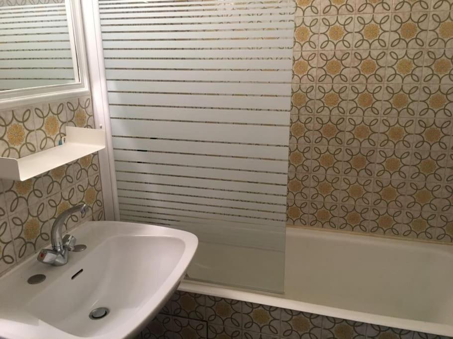 Апартаменты Lumineux Studio Avec Balcon / Cosy Flat With Balcony Вильжюиф Экстерьер фото